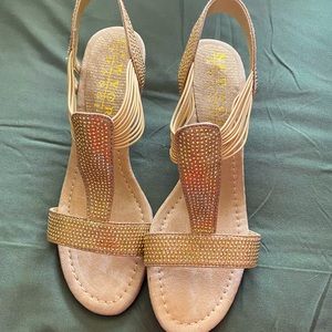 NWOT Gold Pull On Embellished Wedge Sandals